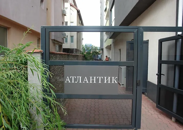 In Atlantic Apartman